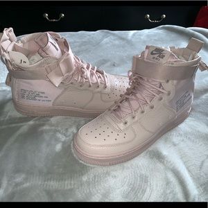 NIKE SF AF1 MID (GS)